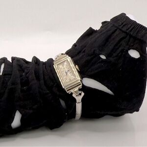 Hamilton Vintage Art Deco Ladies Watch 14K White Gold Filled Hand-Wind 17J‎